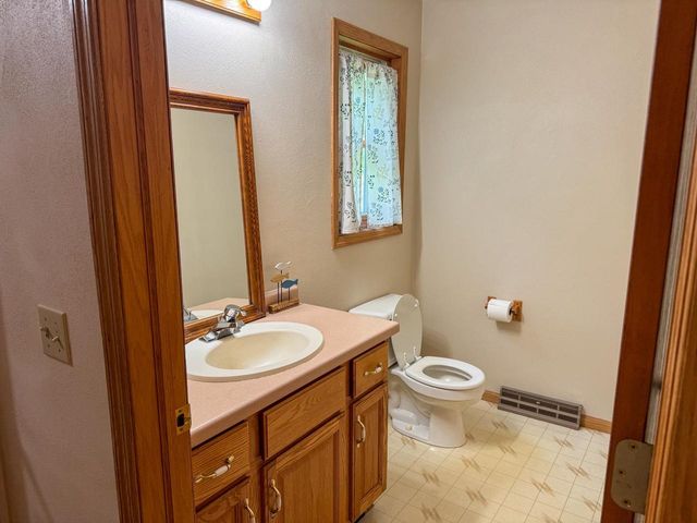 7938 E State Rd 59, Milton, WI 53563