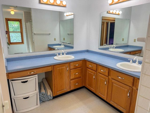7938 E State Rd 59, Milton, WI 53563