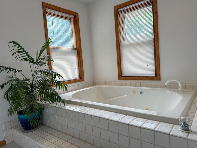 7938 E State Rd 59, Milton, WI 53563