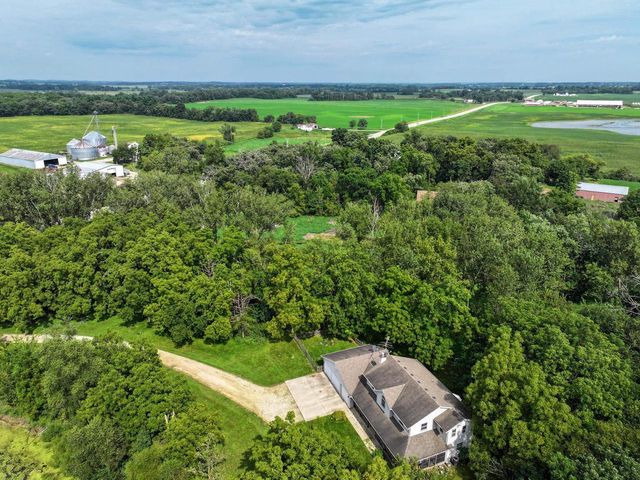 7938 E State Rd 59, Milton, WI 53563