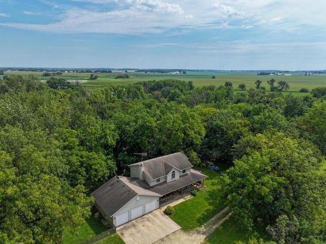 7938 E State Rd 59, Milton, WI 53563