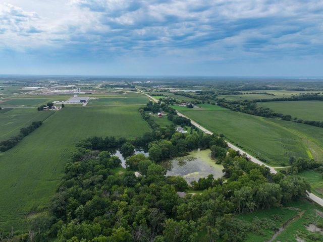 7938 E State Rd 59, Milton, WI 53563