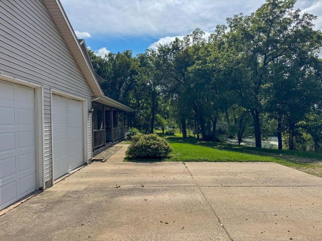 7938 E State Rd 59, Milton, WI 53563