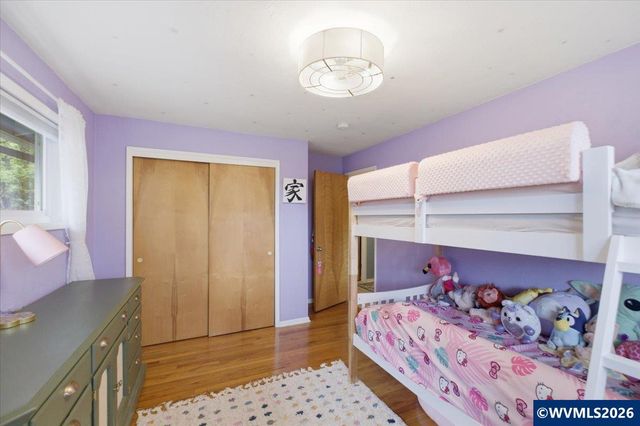 671 Cascade Dr NW, Salem, OR 97304