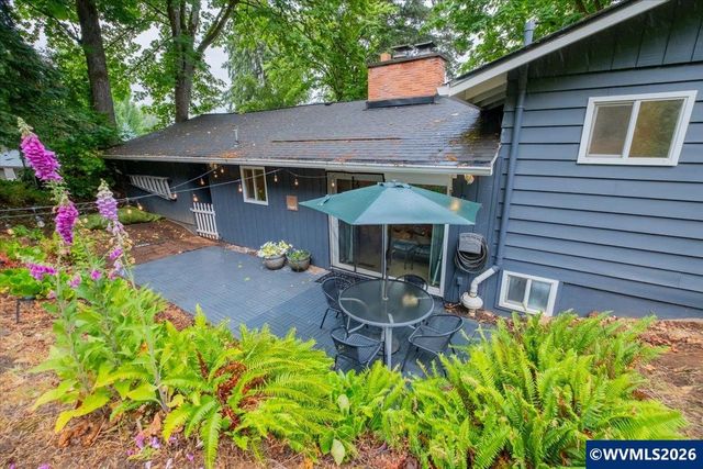 671 Cascade Dr NW, Salem, OR 97304