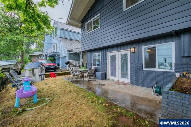 671 Cascade Dr NW, Salem, OR 97304