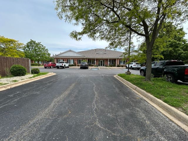 1510 Plainfield Road 2, Darien, IL 60561