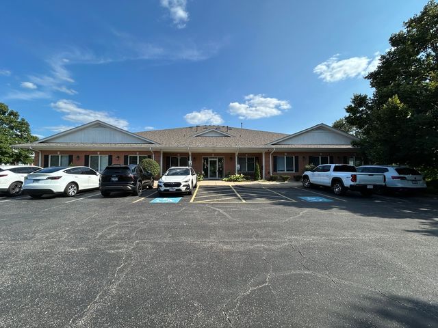1510 Plainfield Road 2, Darien, IL 60561