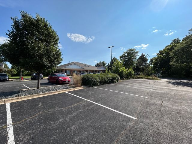 1510 Plainfield Road 2, Darien, IL 60561