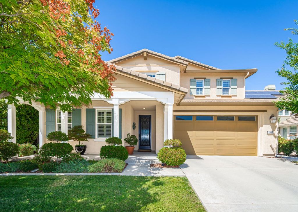 2059 Camp Whitney Cir, Rocklin, CA 95765