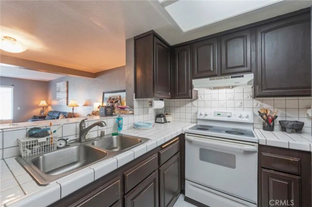 2321 S Magnolia 12 C, Ontario, CA 91762