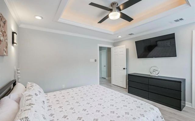 11643 Village Place Drive 194, Houston, TX 77077