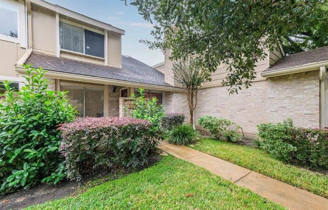 11643 Village Place Drive 194, Houston, TX 77077