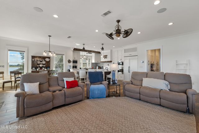 59 Log Wagon Trail, Lumberton, MS 39455