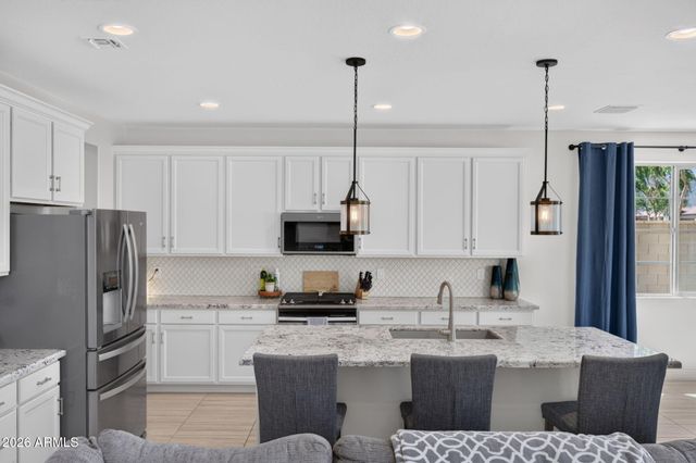 20668 W PARK MEADOWS Drive, Buckeye, AZ 85396