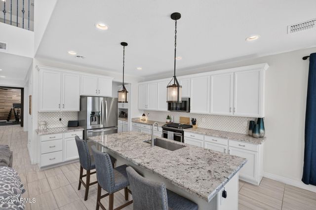 20668 W PARK MEADOWS Drive, Buckeye, AZ 85396