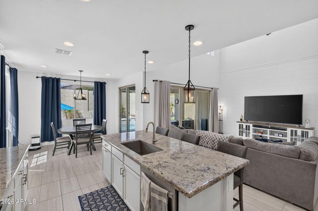 20668 W PARK MEADOWS Drive, Buckeye, AZ 85396