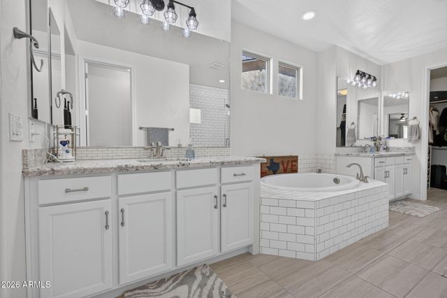 20668 W PARK MEADOWS Drive, Buckeye, AZ 85396