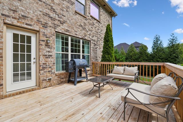 2043 Audubon Ln, Murfreesboro, TN 37128