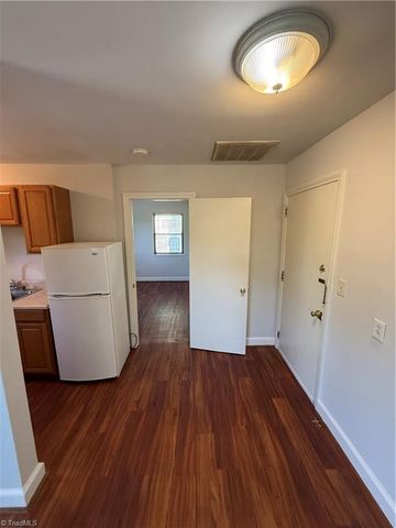 1403 Pilot View Street C, Winston-salem, NC 27101