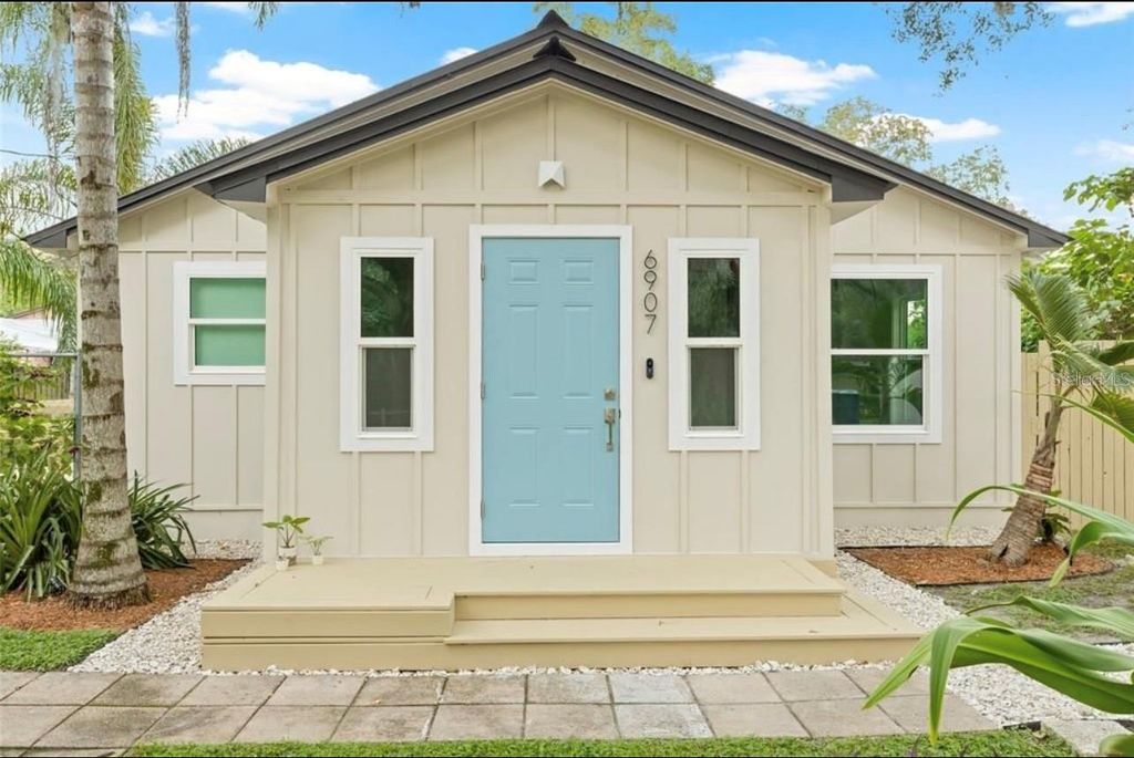 6907 20TH STREET, Tampa, FL 33610