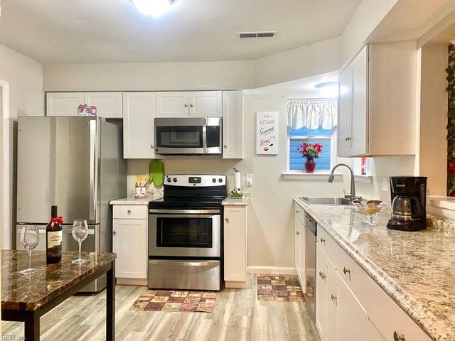 947 Fern Ridge RD, Virginia Beach, VA 23452