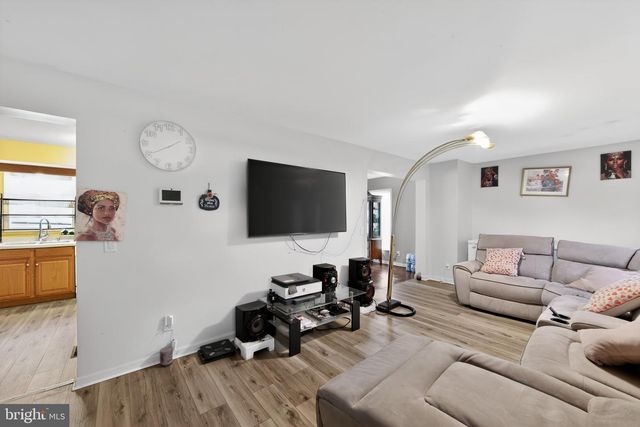 21 LLOYD ST, Wilmington, DE 19804