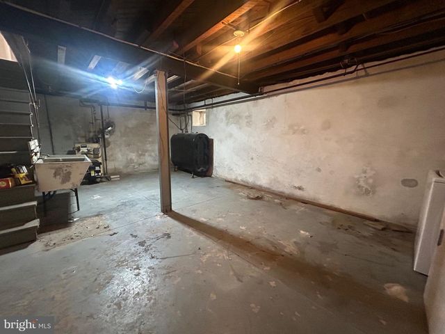 319 2ND AVE, Newtown Square, PA 19073