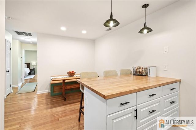 343 Bowler Court 343, Piscataway, NJ 08854