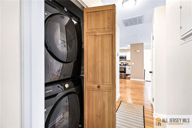 343 Bowler Court 343, Piscataway, NJ 08854
