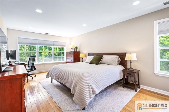 343 Bowler Court 343, Piscataway, NJ 08854