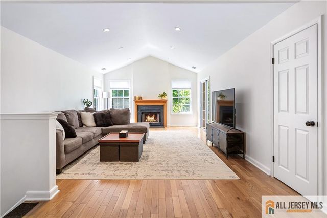 343 Bowler Court 343, Piscataway, NJ 08854