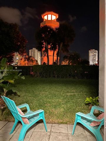 3552 Magellan Cir 126, Aventura, FL 33180