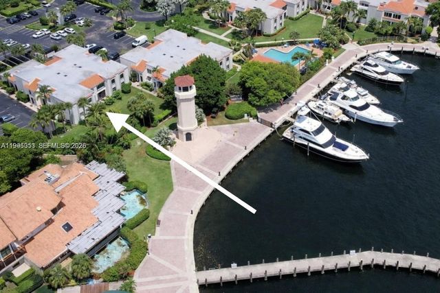 3552 Magellan Cir 126, Aventura, FL 33180