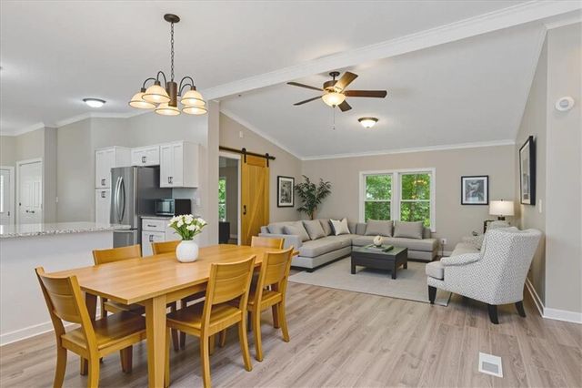 125 Casual Ridge Run, Jasper, GA 30143