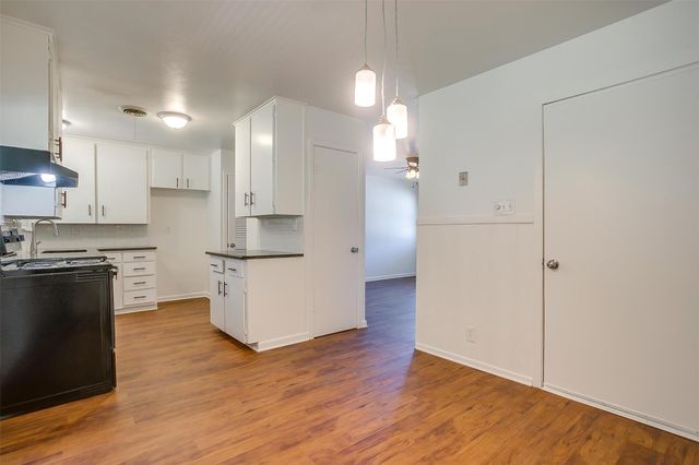5705 Wheaton Drive, Fort Worth, TX 76133