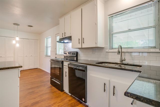 5705 Wheaton Drive, Fort Worth, TX 76133