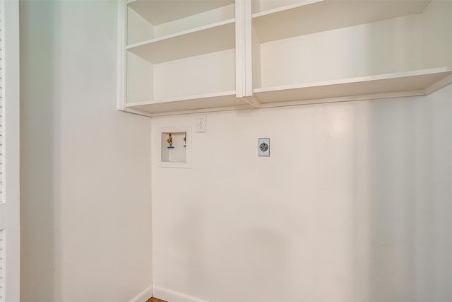 5705 Wheaton Drive, Fort Worth, TX 76133