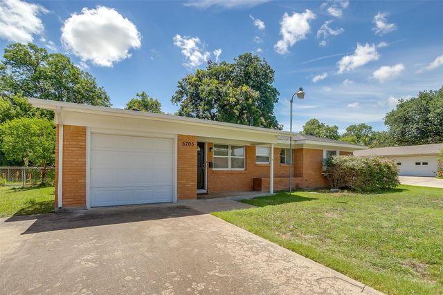 5705 Wheaton Drive, Fort Worth, TX 76133