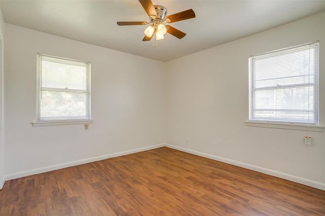 5705 Wheaton Drive, Fort Worth, TX 76133