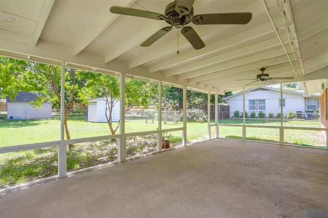 5705 Wheaton Drive, Fort Worth, TX 76133