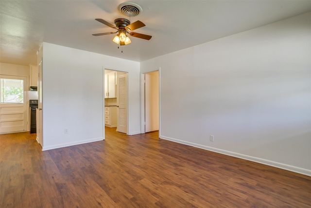 5705 Wheaton Drive, Fort Worth, TX 76133