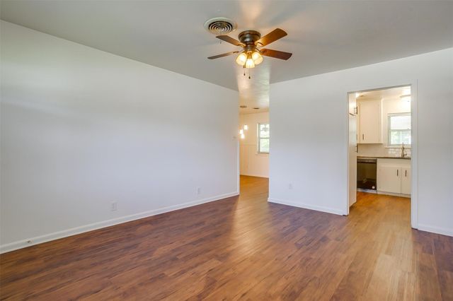 5705 Wheaton Drive, Fort Worth, TX 76133
