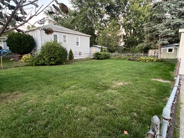 2533 171st Street, Hammond, IN 46323