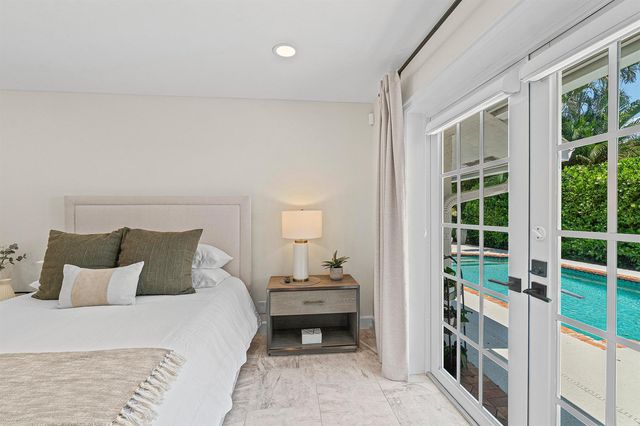 1401 Hummingbird Drive, Delray Beach, FL 33444