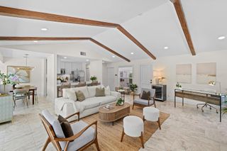 1401 Hummingbird Drive, Delray Beach, FL 33444