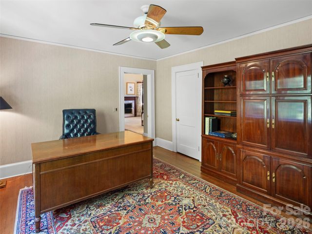 19 Blackwood Road, Asheville, NC 28804