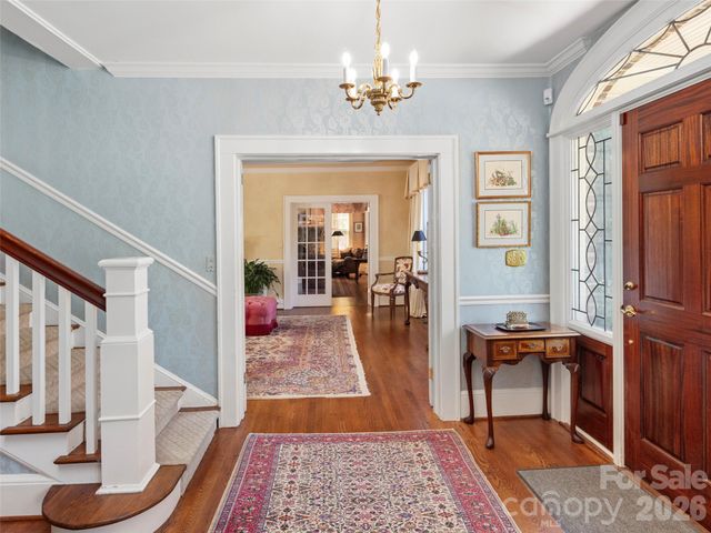 19 Blackwood Road, Asheville, NC 28804