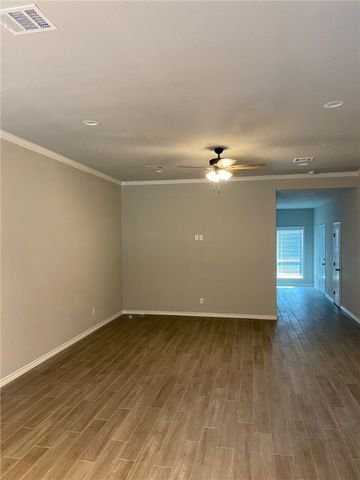 4015 Golden Eagle Drive B, Bryan, TX 77808