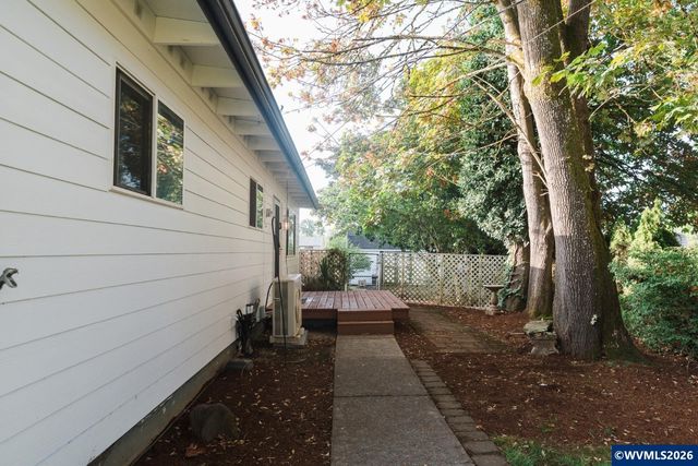 990 Washington St, Aumsville, OR 97325